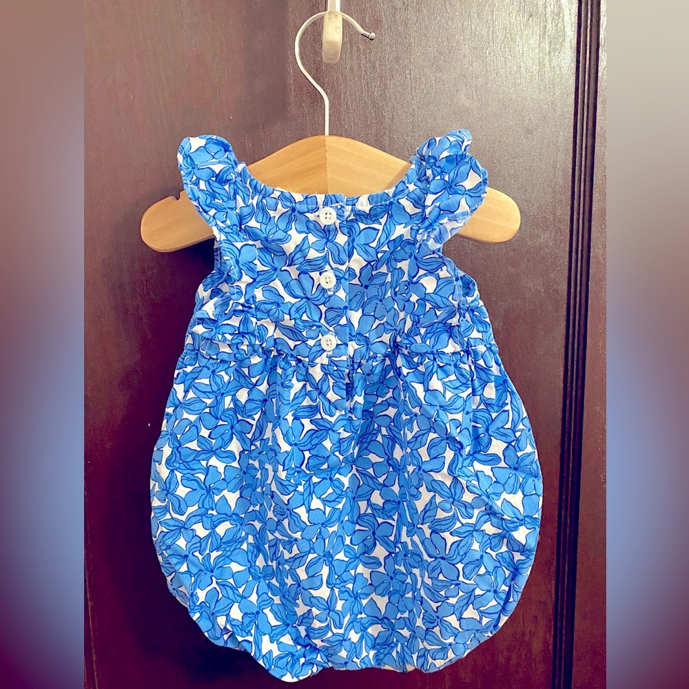 Baby Print Ruffle Romper - Picture 2 of 3